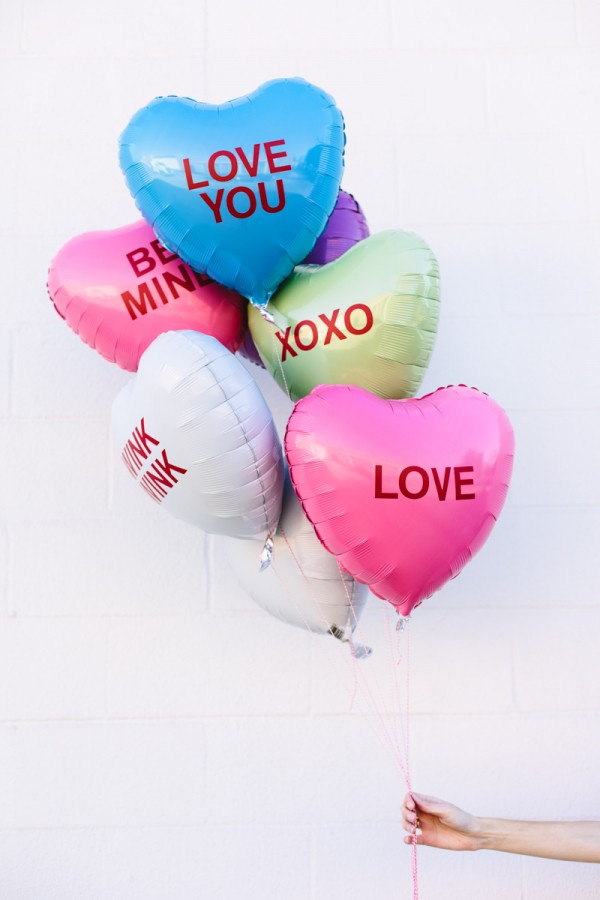 DIY-Conversation-Heart-Balloons9-600x900